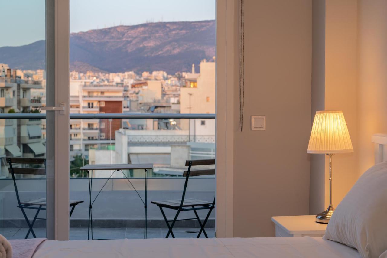 Sunny Penthouse W/ Acropolis View Next To Metro Apartment เอเธนส์ ภายนอก รูปภาพ